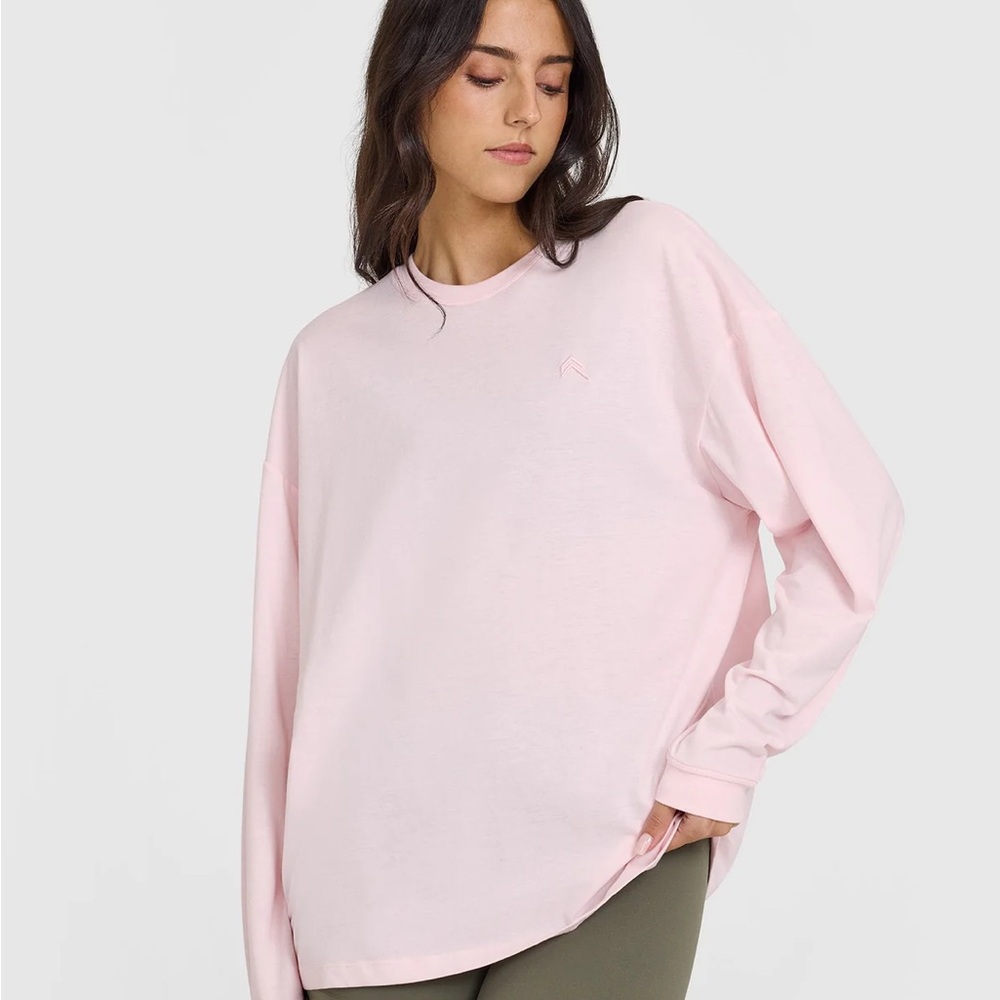 CLASSIC OVERSIZED LIGHTWEIGHT LONG SLEEVE TOP